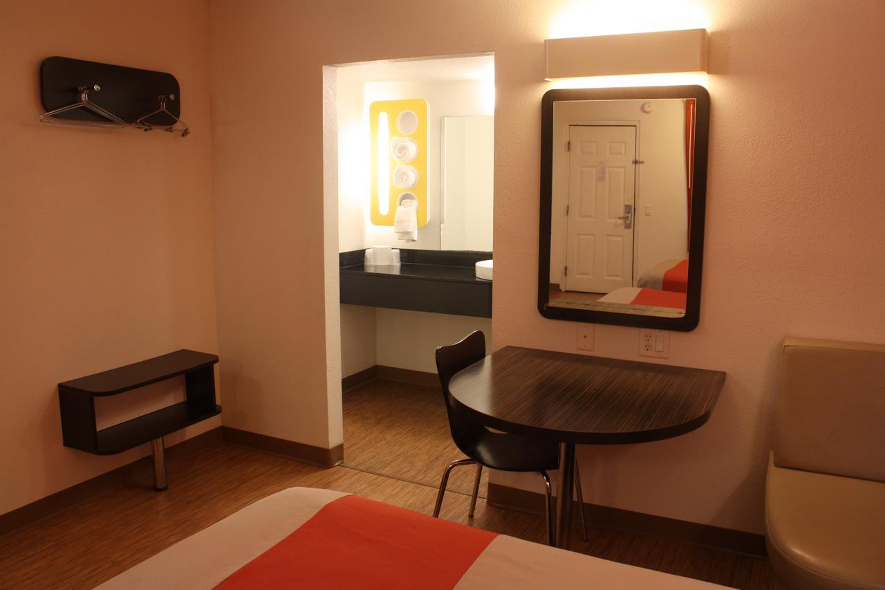 Motel 6-Youngstown, Oh מראה חיצוני תמונה