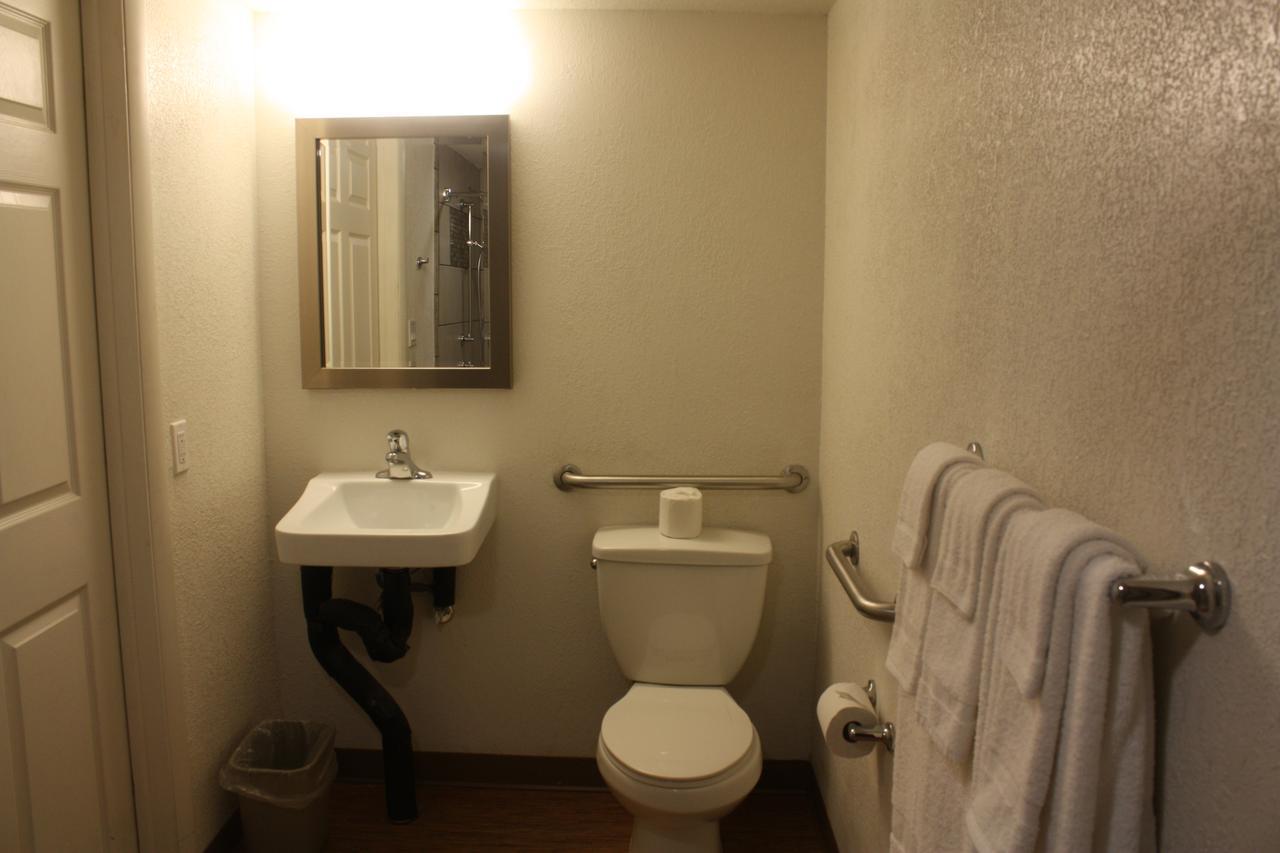 Motel 6-Youngstown, Oh מראה חיצוני תמונה
